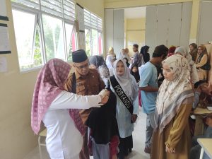 Kades Mekar Tanjung Kunjungi kegiatan Pelaksanaan Pekan Imunisasi Nasional (PIN)